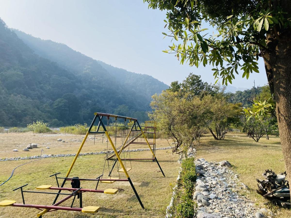 Aura Wildlife Camp And Resorts Marchula ภายนอก รูปภาพ